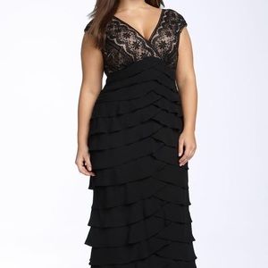 Adrianna Papell Lace & Shutter Pleat Gown